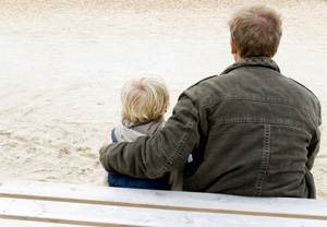 Как при разводе оставить ребенка с отцом?